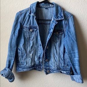 American Eagle Distressed Cropped Denim Jacket